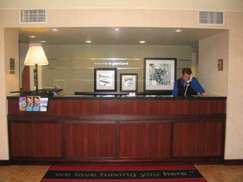 Hampton Inn Portland Airport Εξωτερικό φωτογραφία